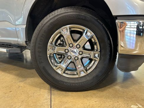 Used 2023 Ford F150 Lariat AWD/4WD image 9