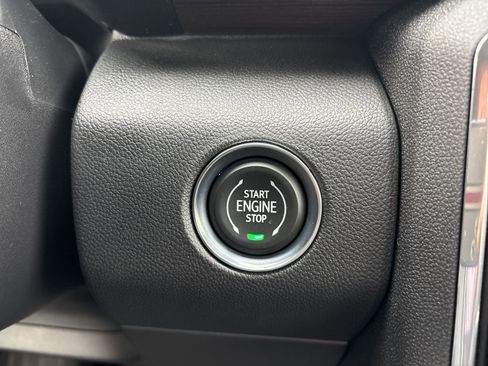 New 2026 GMC Acadia Denali image 30