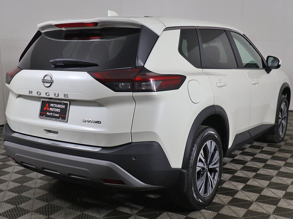 Used 2023 Nissan Rogue SV AWD/4WD image 8