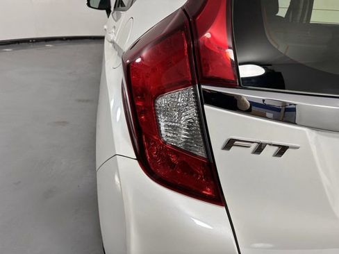 Used 2016 Honda Fit EX image 30