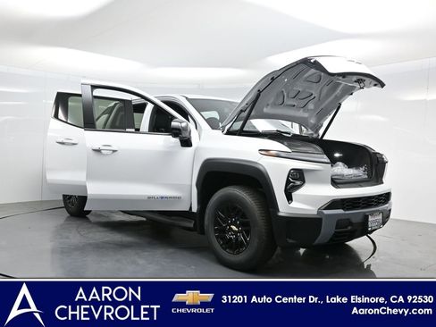 New 2026 Chevrolet Silverado EV LT image 43