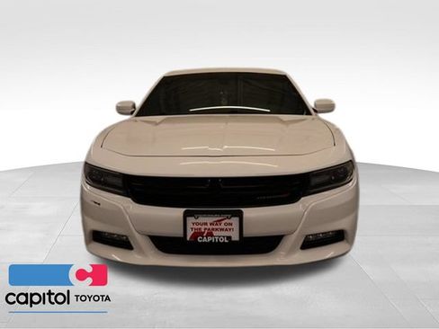 Used 2018 Dodge Charger SXT Plus RWD image 6