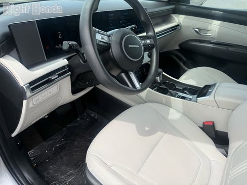 Used 2025 Hyundai Tucson SEL image 12