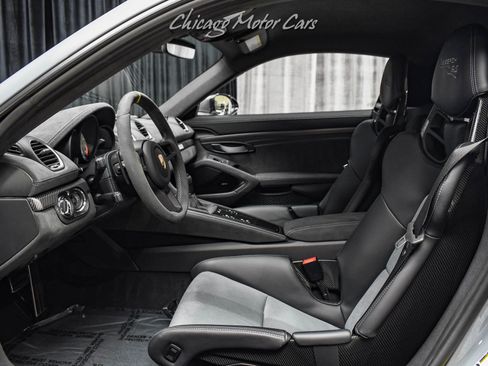 Used 2024 Porsche 718 Cayman GT4 RS RWD image 10