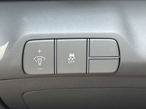 New 2026 Hyundai Elantra Sport FWD image 23