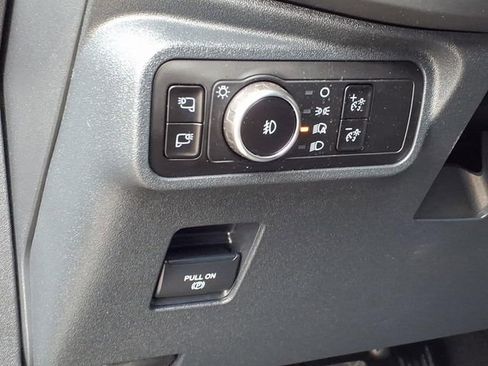 Certified 2025 Ford Bronco Outer Banks w/ Sasquatch Package AWD/4WD image 16