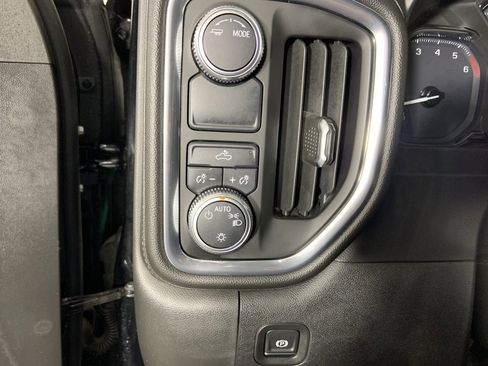 Used 2020 GMC Sierra 1500 SLE w/ SLE Value Package image 9