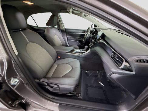 Used 2024 Toyota Camry LE FWD image 28