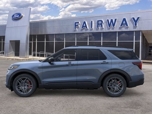 New 2026 Ford Explorer ST-Line w/ ST-Line Street Pack AWD/4WD image 3