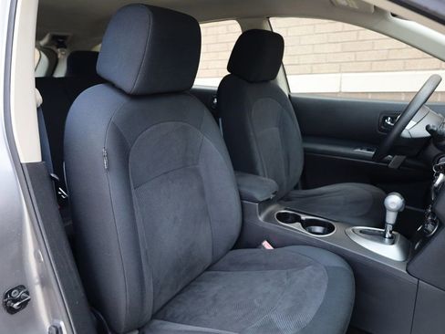 Used 2011 Nissan Rogue S image 18