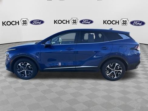 Used 2023 Kia Sportage EX image 4