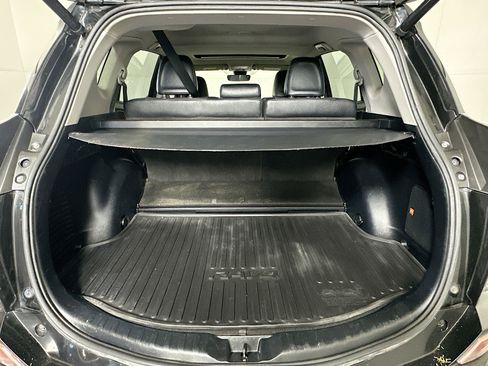 Used 2018 Toyota RAV4 Limited image 29