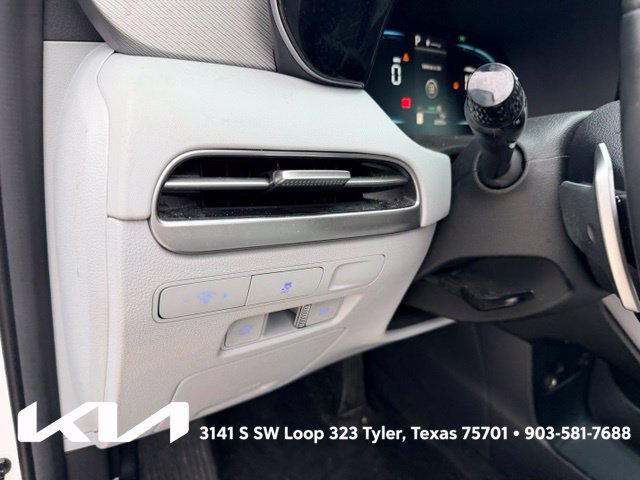 Used 2025 Hyundai Palisade SEL FWD image 16