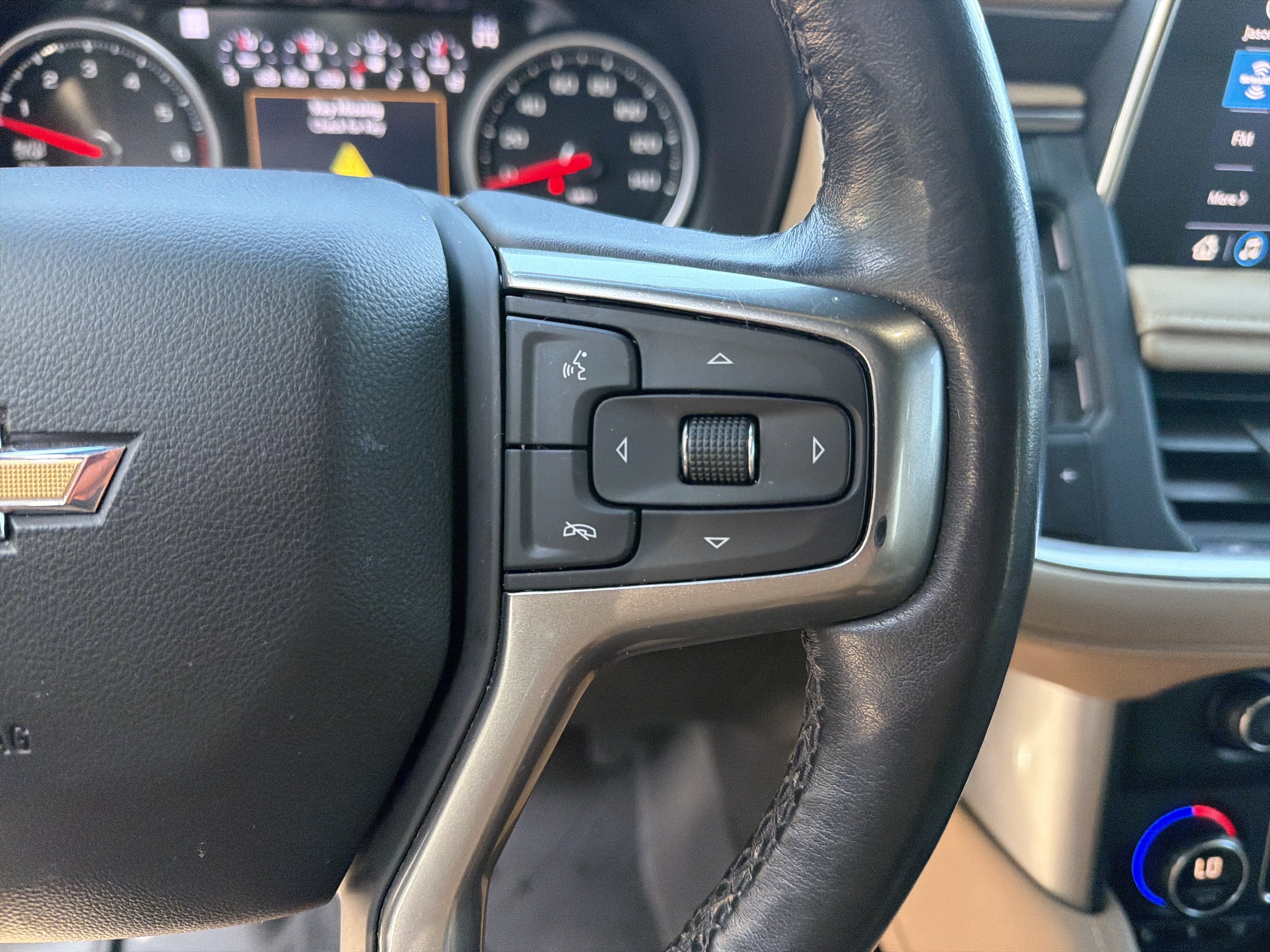 Used 2021 Chevrolet Suburban Premier AWD/4WD image 20
