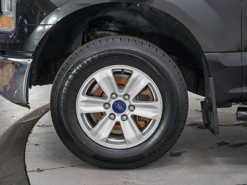 Used 2015 Ford F150 XLT AWD/4WD image 27