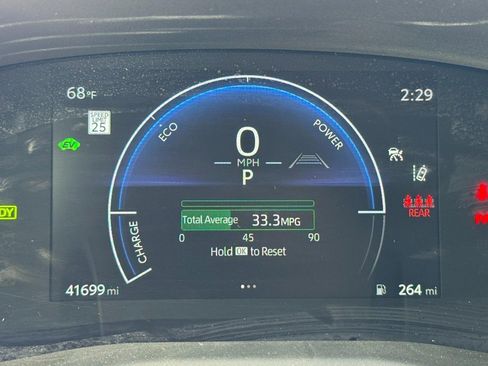 Certified 2025 Toyota Camry Hybrid image 18