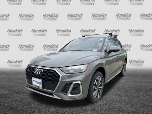 Certified 2025 Audi Q5 2.0T Premium Plus w/ Premium Plus Package image 5