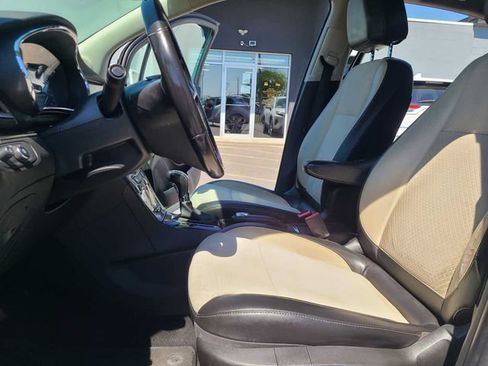 Used 2019 Buick Encore Preferred AWD/4WD image 14