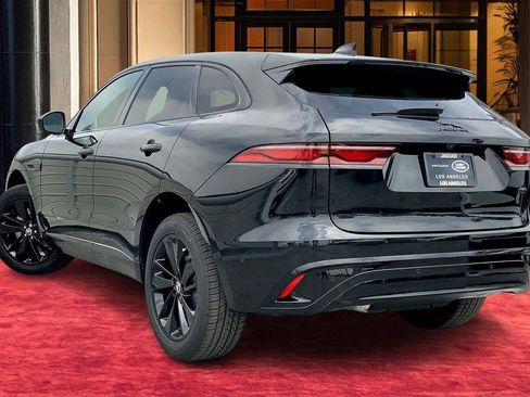 New 2026 Jaguar F-PACE R-Dynamic S AWD/4WD image 2
