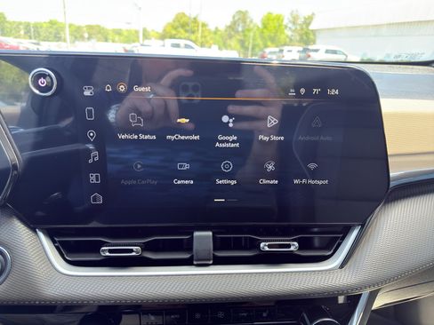 New 2026 Chevrolet Equinox LT w/ Convenience Package II AWD/4WD image 32