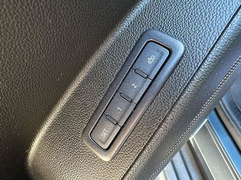 Used 2019 Chevrolet Tahoe LT RWD image 11