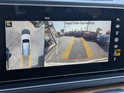 Used 2021 Mercedes-Benz GLS 580 4MATIC image 16