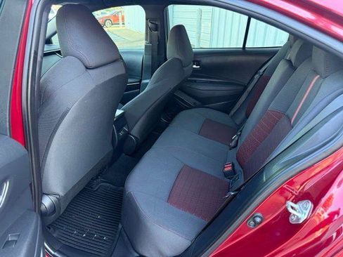 Used 2023 Toyota Corolla SE FWD image 3