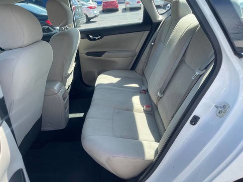 Used 2017 Nissan Sentra S image 18