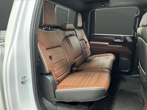 Used 2024 GMC Sierra 2500 Denali Ultimate w/ Snow Plow Prep/Camper Package image 35