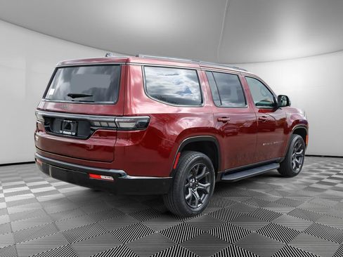 New 2026 Jeep Grand Wagoneer Limited w/ Convenience Group I AWD/4WD image 7