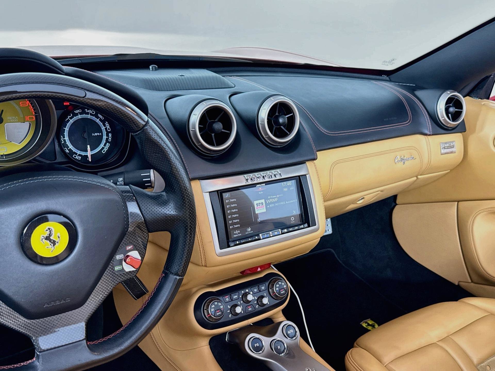 Used 2010 Ferrari California RWD image 25