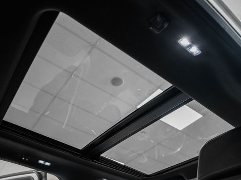 Certified 2023 Ford F150 Lariat w/ Equipment Group 502A High image 44