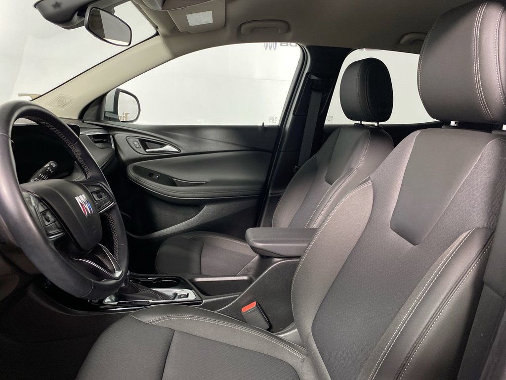 Certified 2024 Buick Encore GX Preferred AWD/4WD image 11