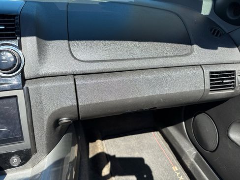 Used 2009 Saturn Sky Red Line Ruby Red image 24