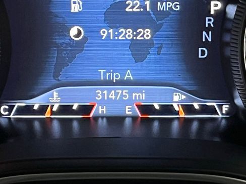 Used 2022 Jeep Cherokee Latitude Lux image 22