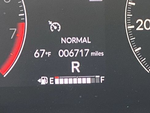 Certified 2024 Honda HR-V LX image 29