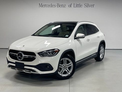 Used 2022 Mercedes-Benz GLA 250 4MATIC image 1