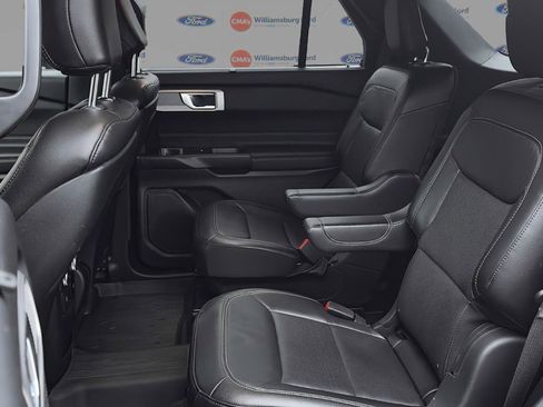 Used 2020 Ford Explorer Limited w/ Class III Trailer Tow Package image 6