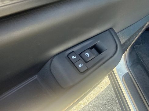 Used 2024 Jeep Grand Cherokee L Laredo AWD/4WD image 25