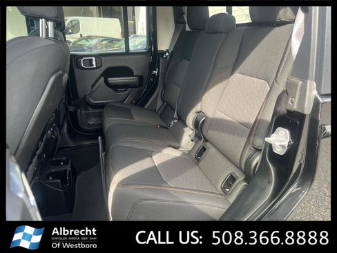 Used 2021 Jeep Gladiator Mojave image 14