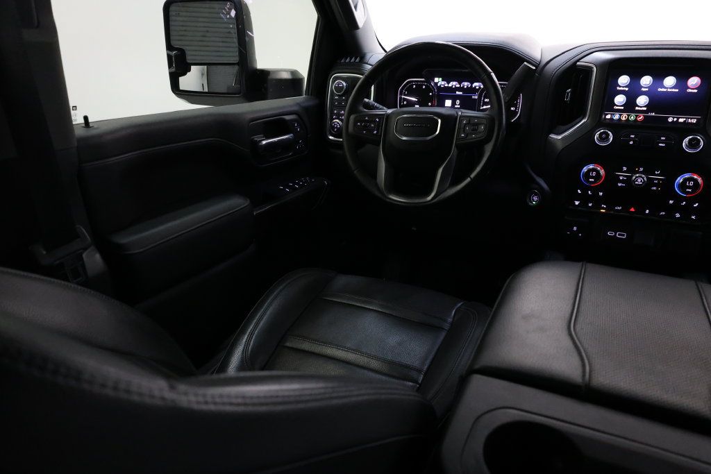 Used 2023 GMC Sierra 2500 Denali w/ Denali Black Diamond Edition AWD/4WD image 99