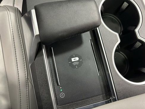 Used 2024 Acura MDX SH-AWD w/ Technology Package image 16