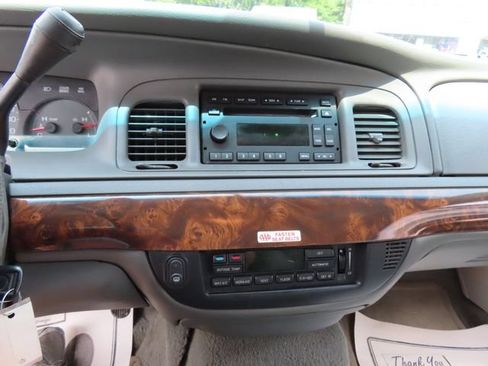 Used 2005 Mercury Grand Marquis LS RWD image 16