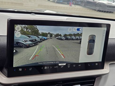 New 2026 Ford Explorer Active w/ Active Comfort Package image 10