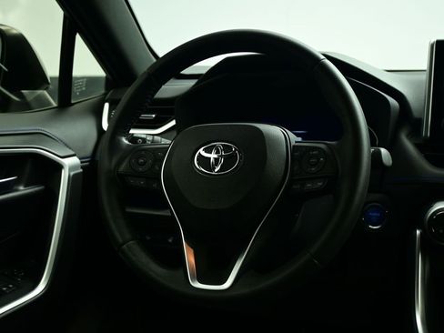 Used 2019 Toyota RAV4 XSE image 9