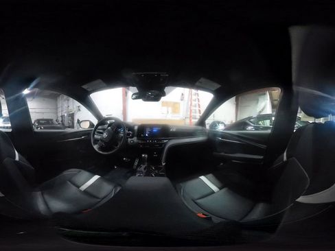 Used 2025 Toyota Camry SE FWD image 42