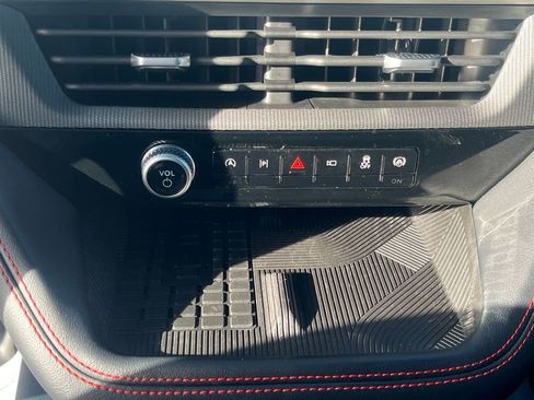 Used 2025 Ford Explorer ST w/ Sun And Sound Package image 29