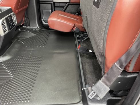 Used 2018 Ford F150 Platinum w/ Technology Package AWD/4WD image 18