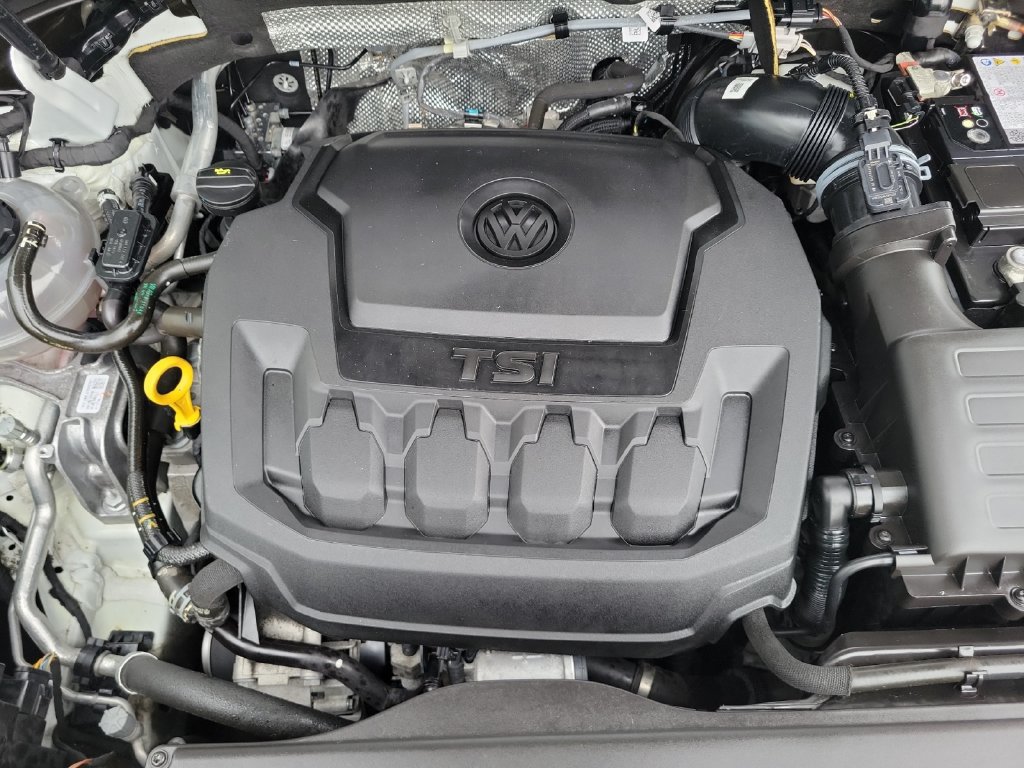 Used 2024 Volkswagen Tiguan SE FWD image 30