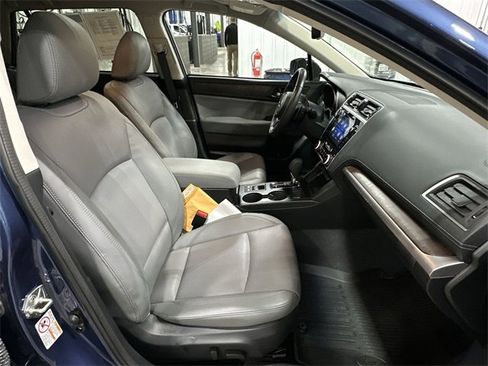 Used 2019 Subaru Outback 2.5i Limited image 30
